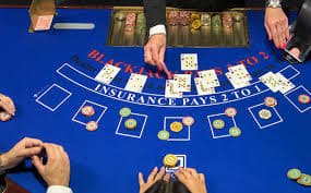 Meja roulette live di studio qqasia88